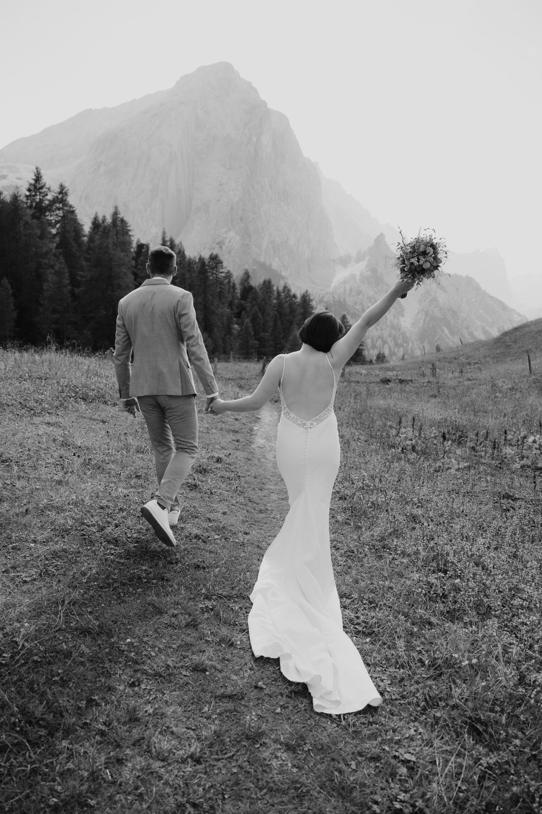 Hochzeit -Bergstadtmomente
