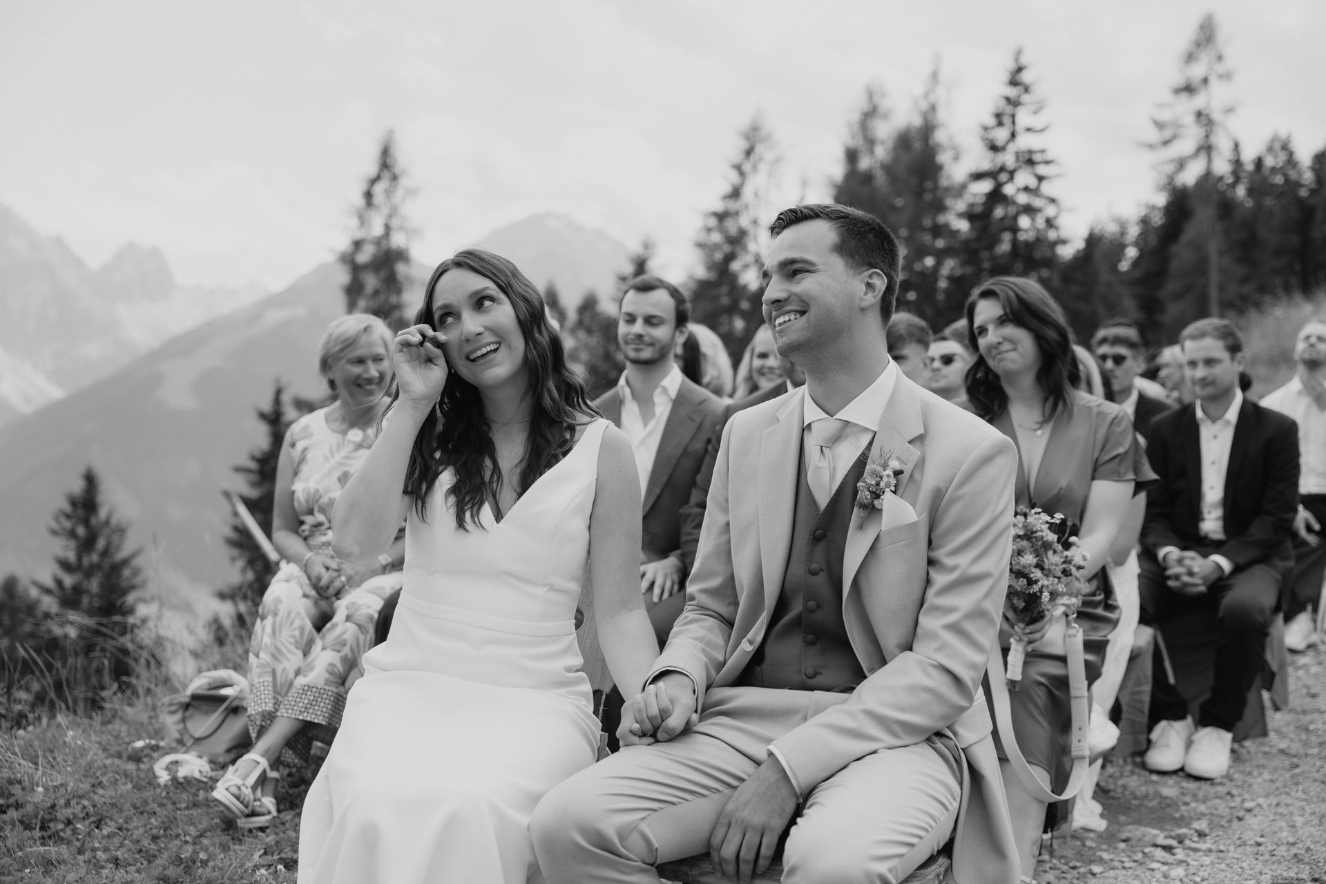 Hochzeit -Bergstadtmomente