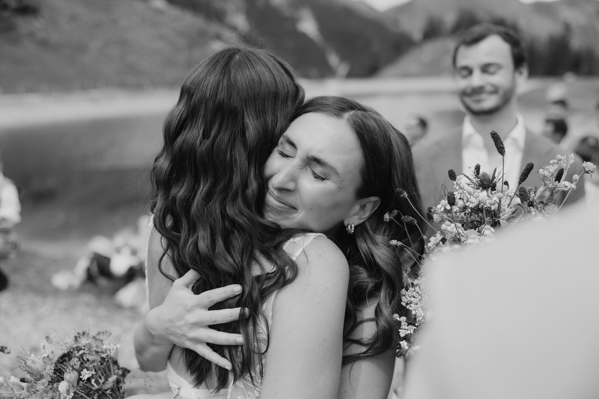 Hochzeit -Bergstadtmomente